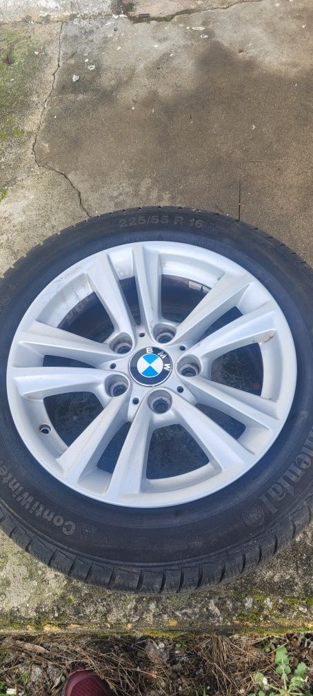 Vendo jantes com pneus 16 para bmw serie 1