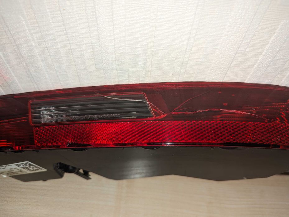 VAG AUDI фонарь заднего бампера правый. 8U0945096C Оригинал