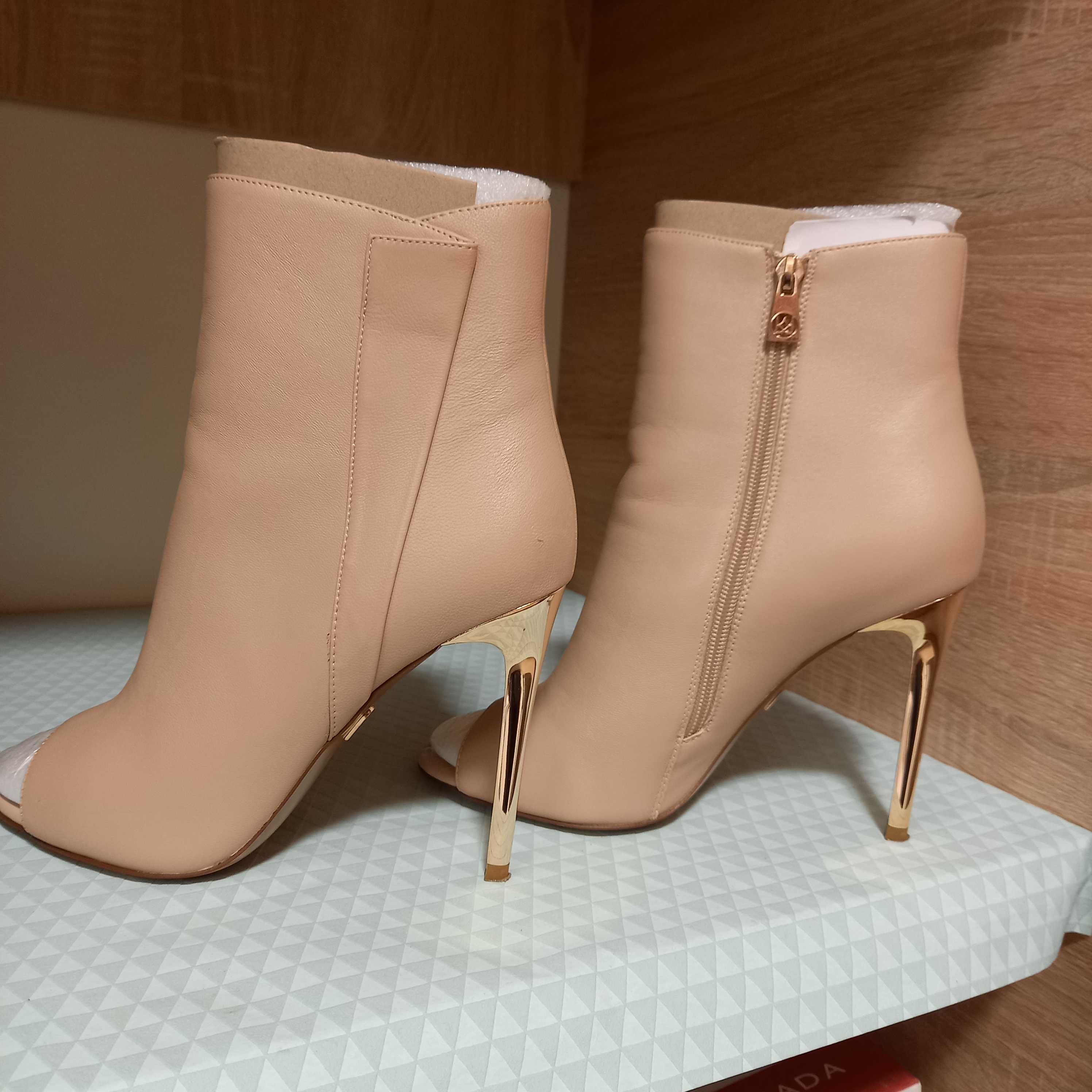 nowe botki kazar peep toe jasminne r.40 beżowe