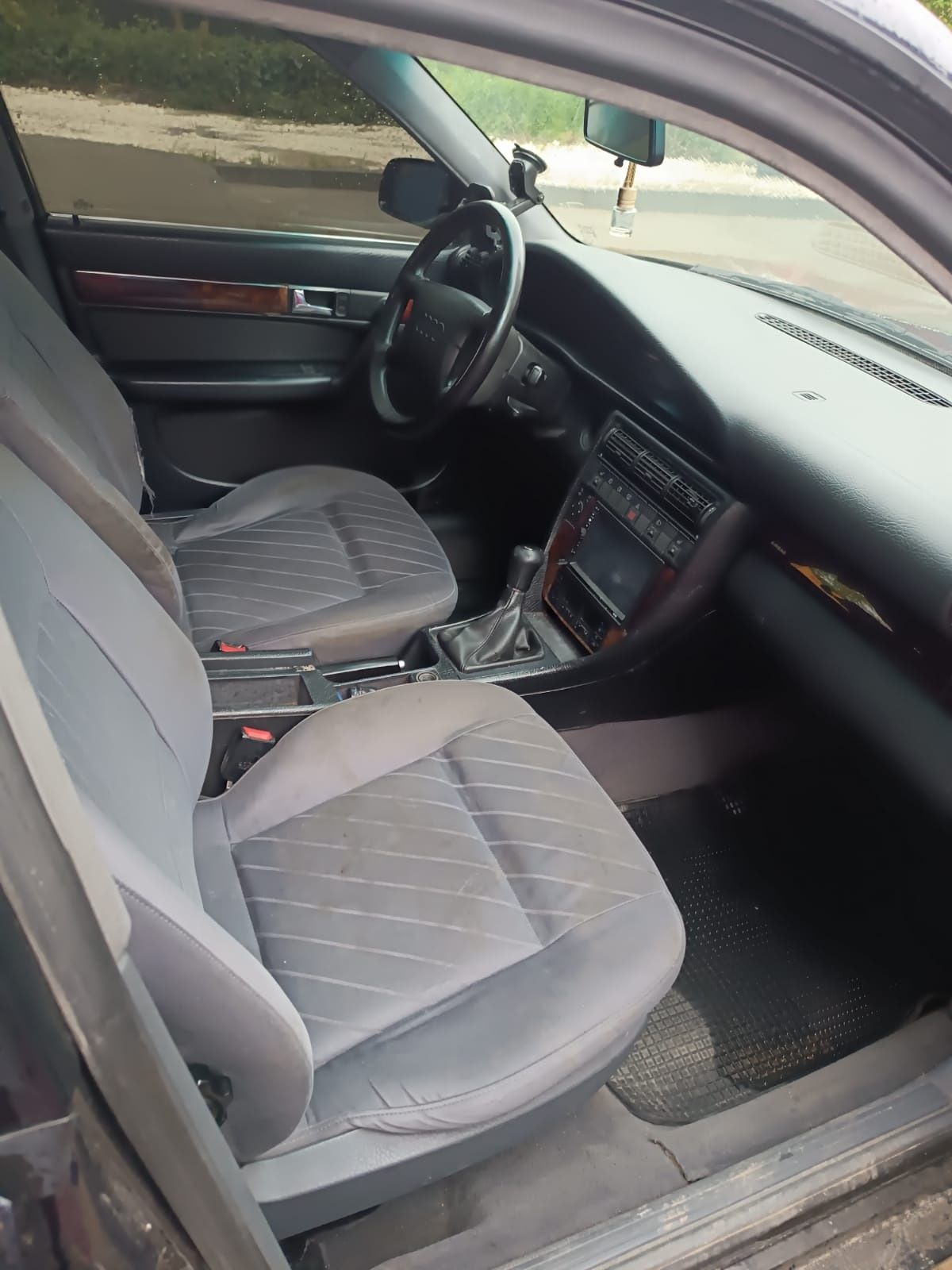 Audi A6C4 2.5 TDI