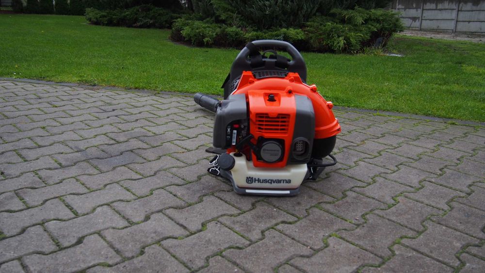 HUSQVARNA 350 BT 350BT dmuchawa spalinowa