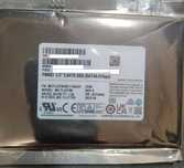Накопичувач Samsung SSD PM893 3.84 TB (MZ7L33T8HBLT-00A07)