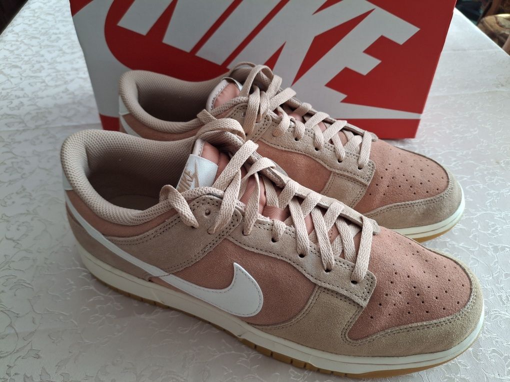 Nike dunk low retro SE