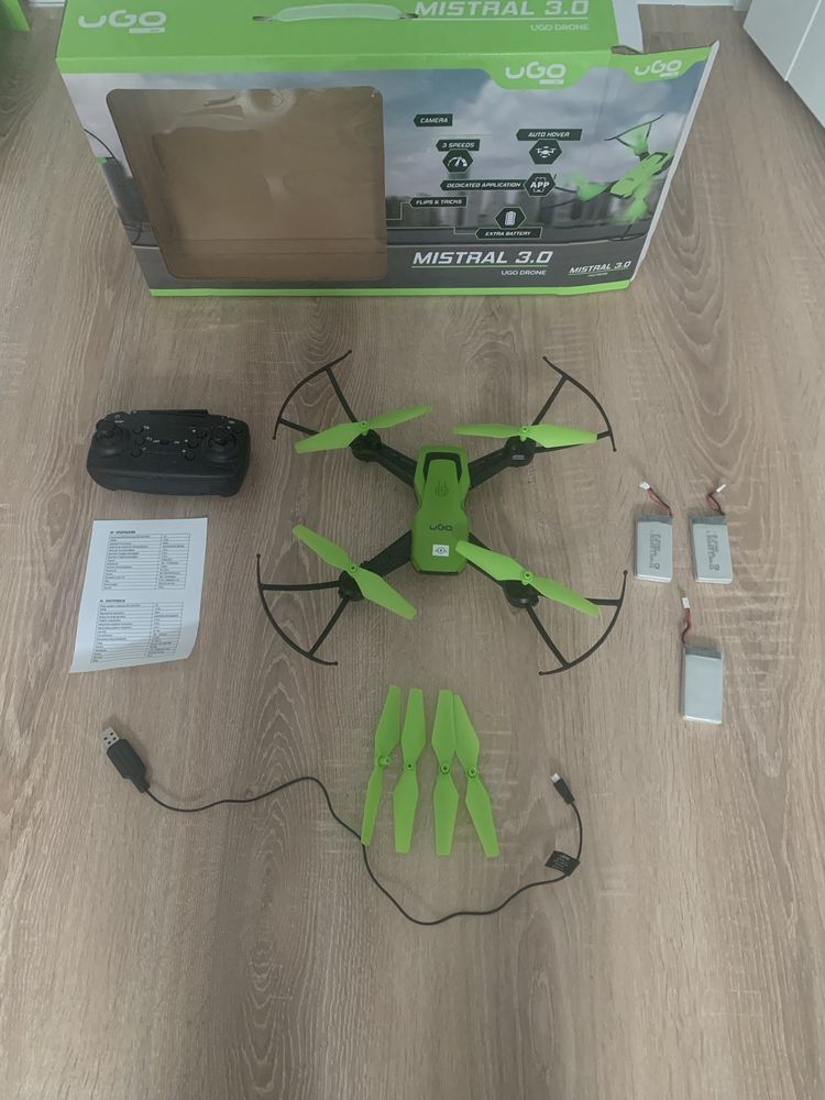 Dron Ugo Mistral 3.0
