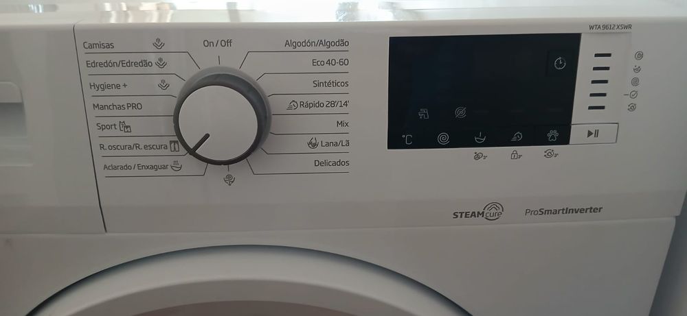 Máquina de Lavar Roupa
