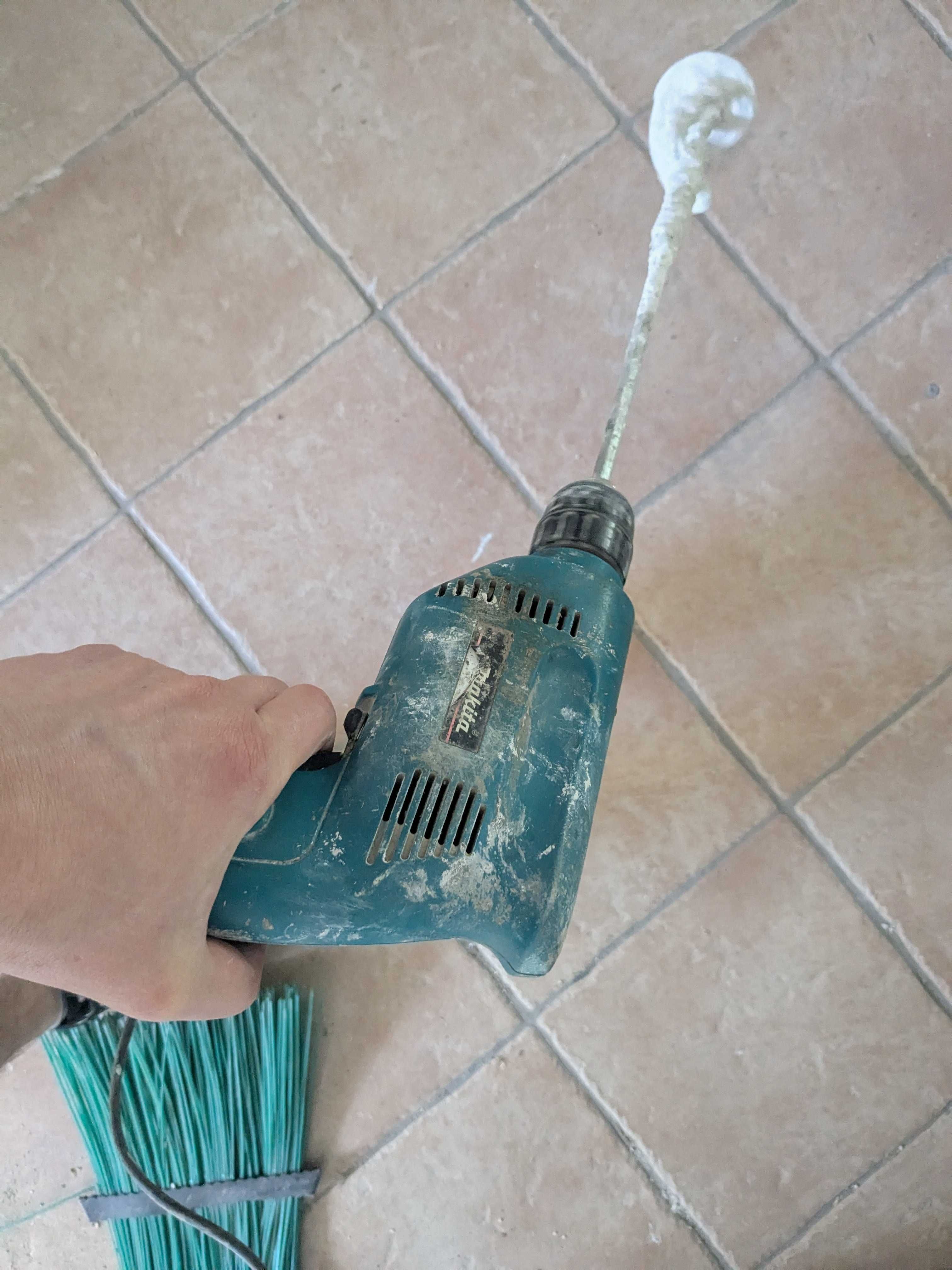 Wiertarka Makita 6410