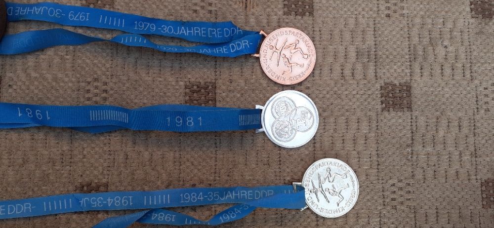 5 Medali ze Spartakiad Młodzieżowych z lat 79-84 z NRD/DDR WYSYŁAM