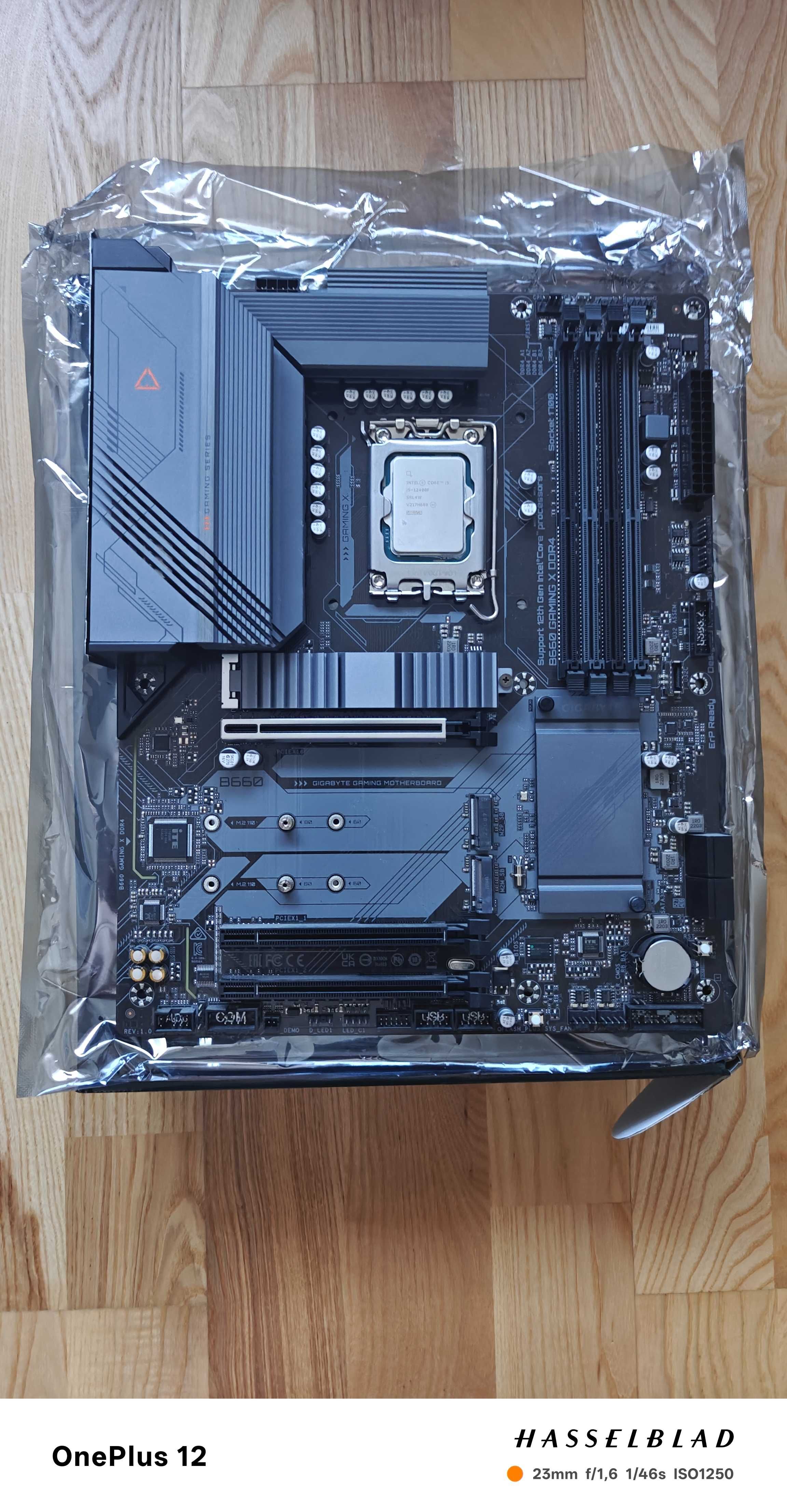 Gigabyte B660 GAMING X DDR4, i5-12400F i 2x Lexar 16GB Thor