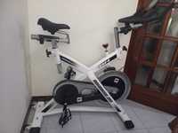 Bicicleta ciclismo indoor BH