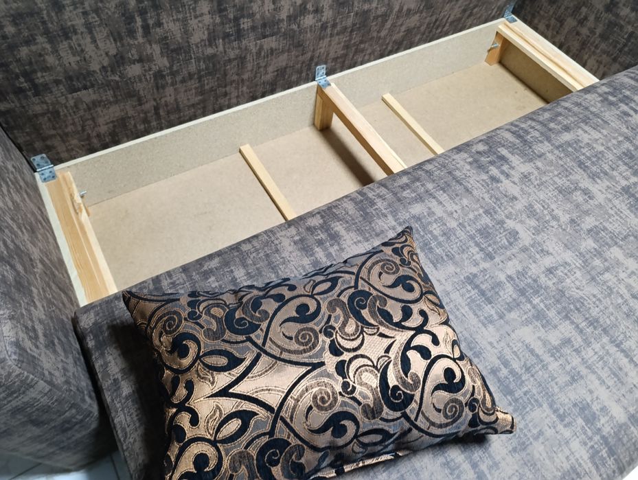 Продам диван еврокнижка