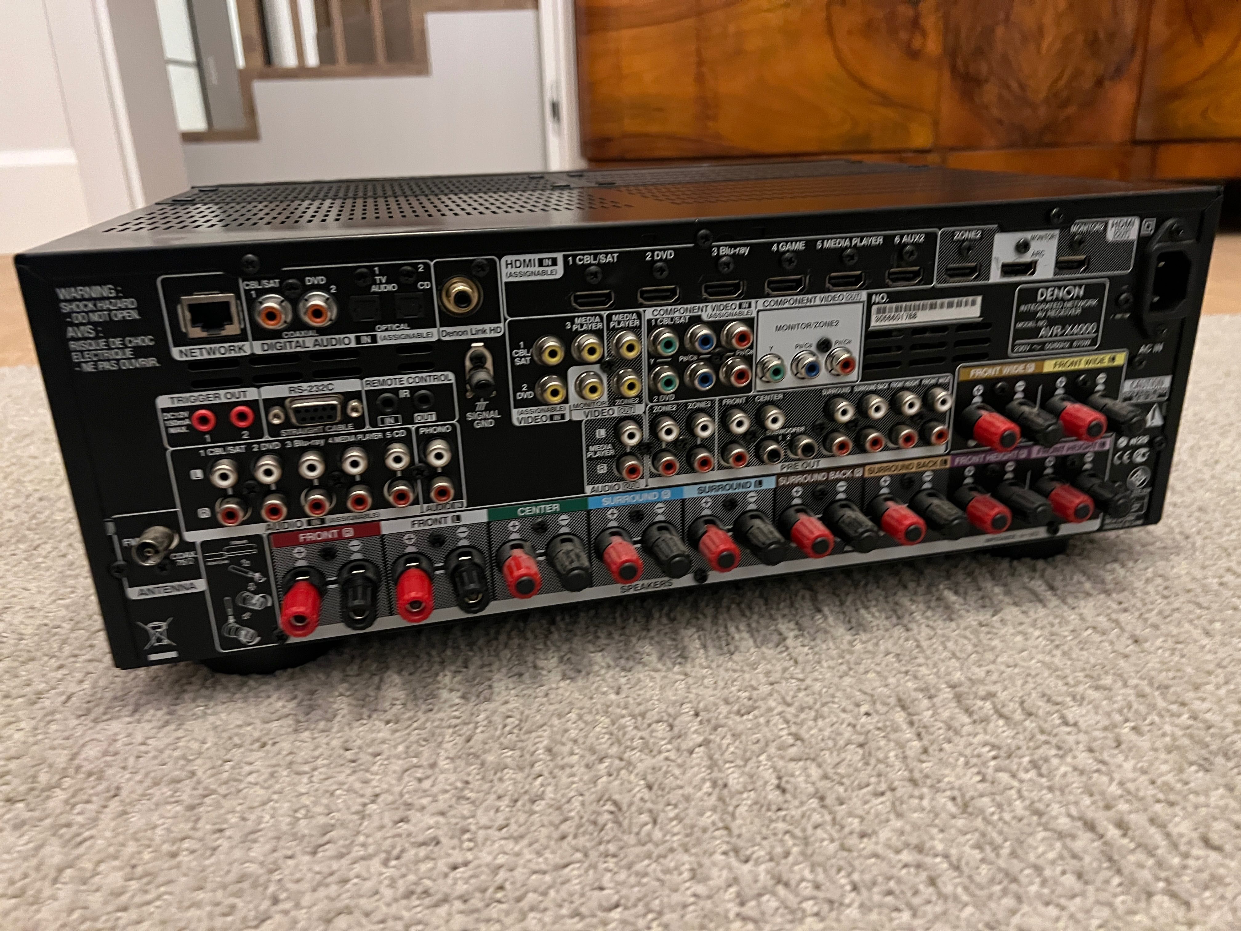 Amplituner Denon AVR-X4000