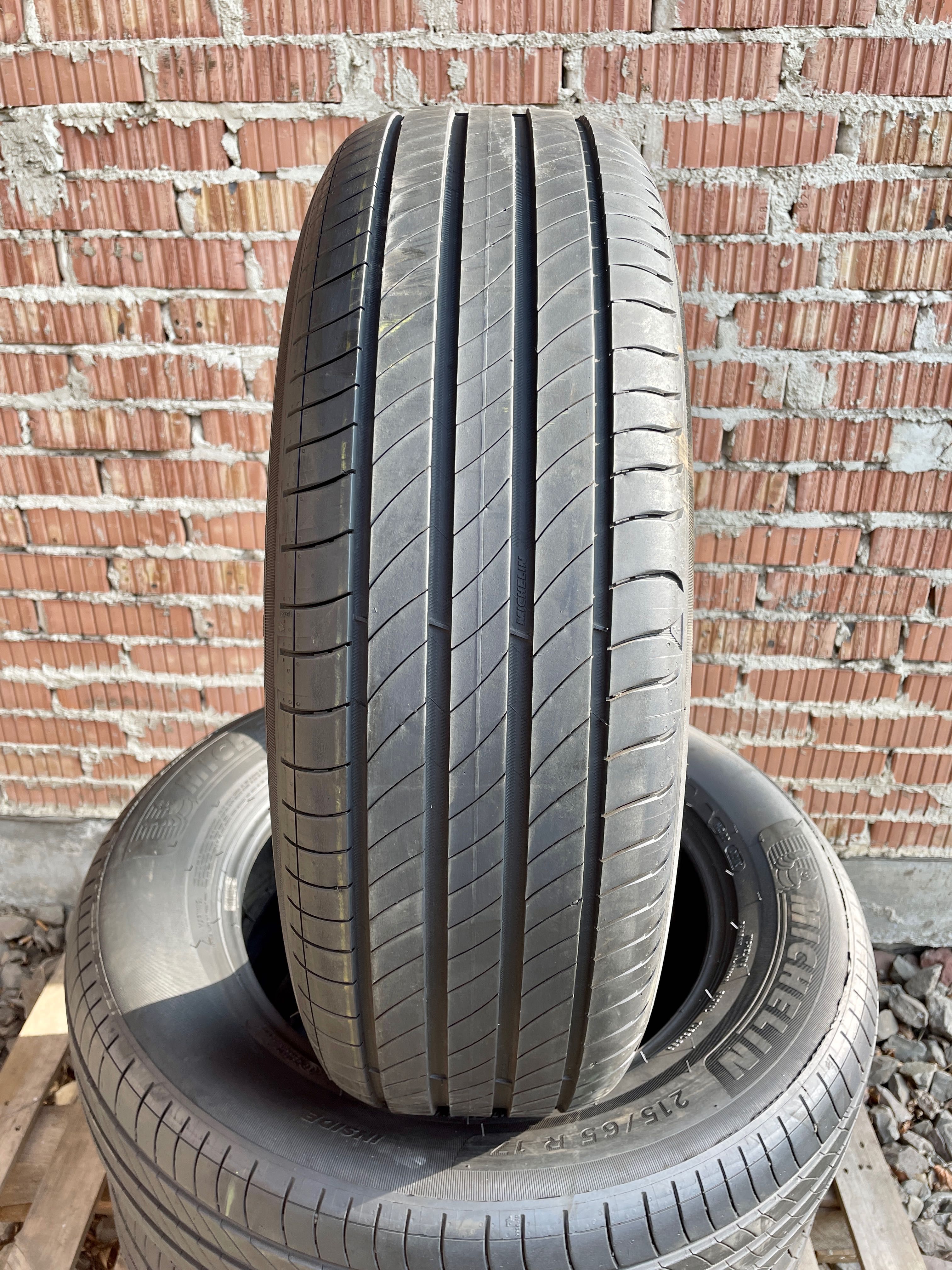 215/65 R17 MICHELIN PRIMACY 4 Літні Шини Склад 195 205 225 / 50 55 60