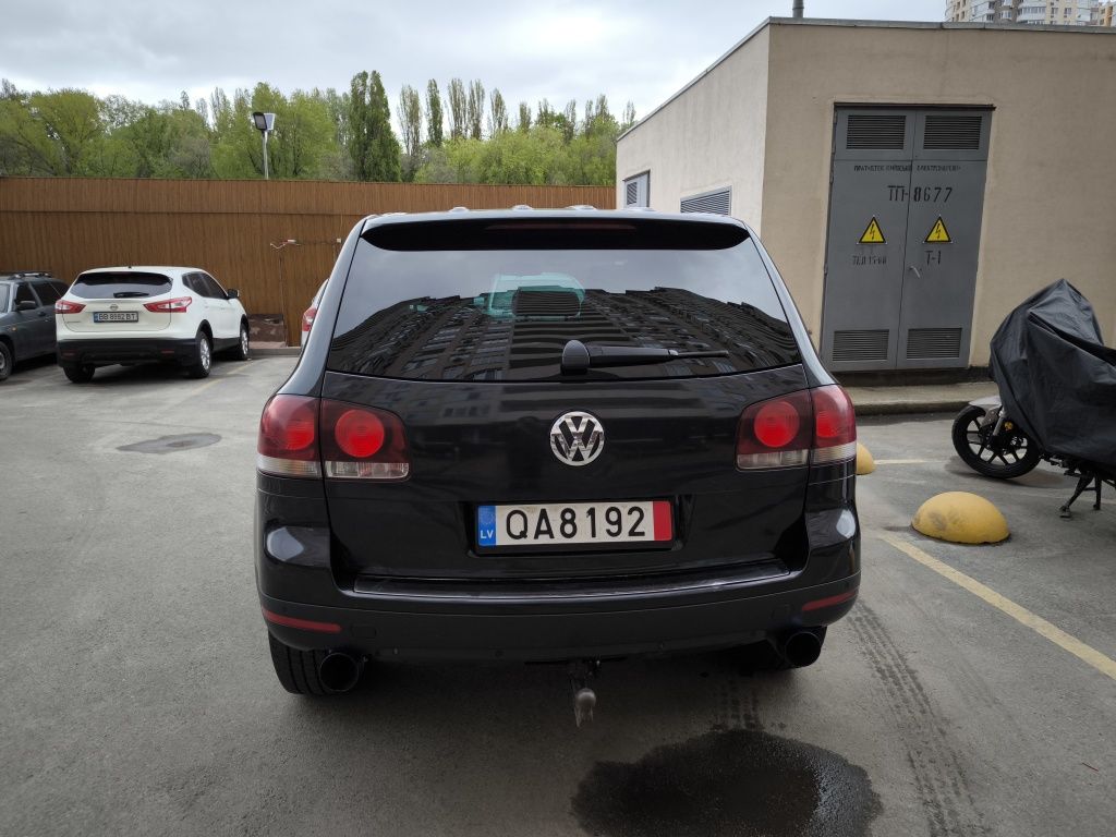 Volkswagen Touareg v6