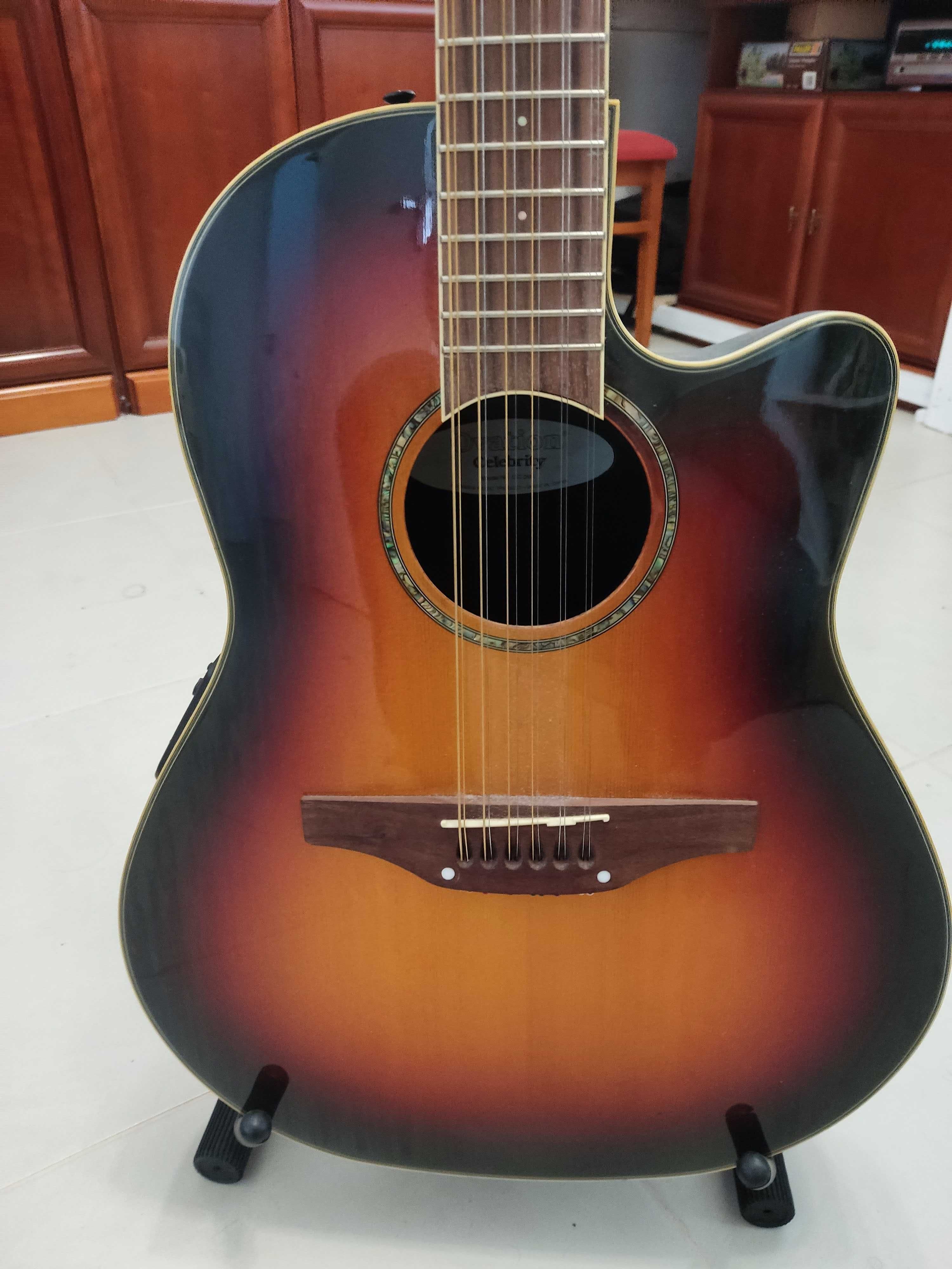 Guitarra Ovation Celebrity CC245 12 cordas