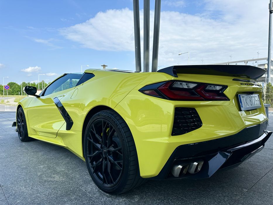 Wypożyczalnia Wynajem Samochodów Sportowych Chevrolet Corvette C8