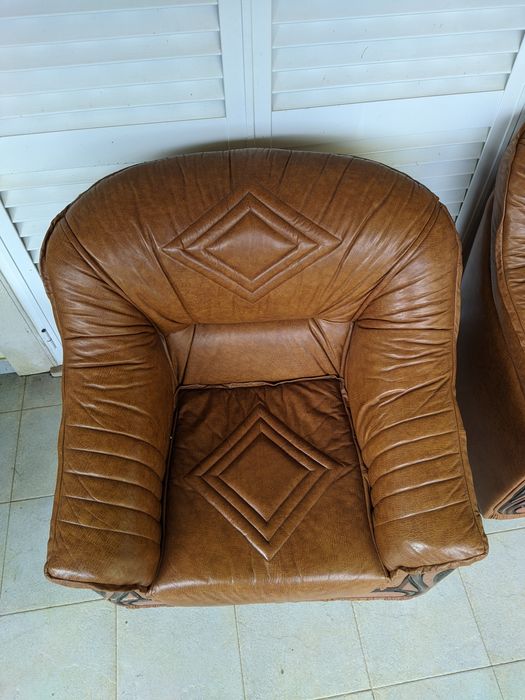 Poltronas em Pele