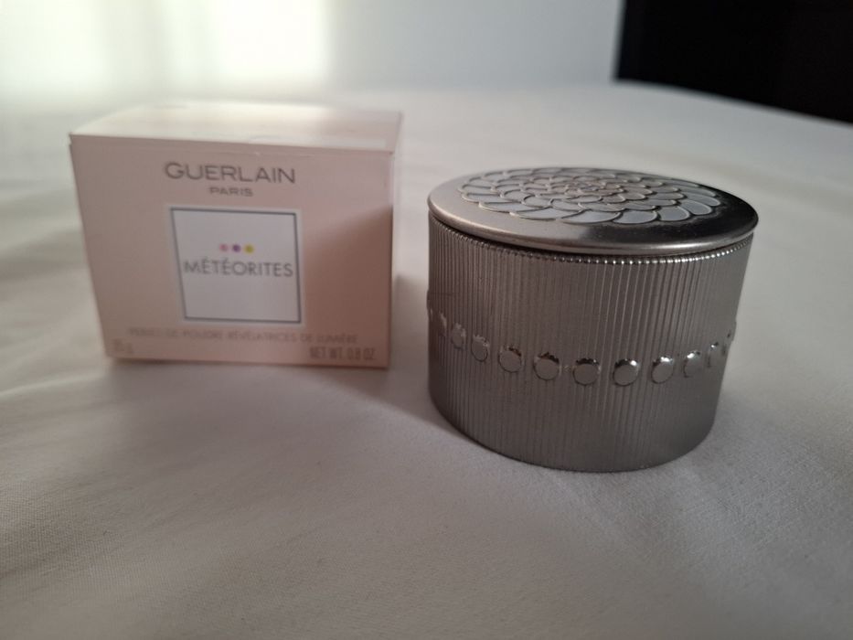 Guerlaine Meteorites puste opakowanie puszka