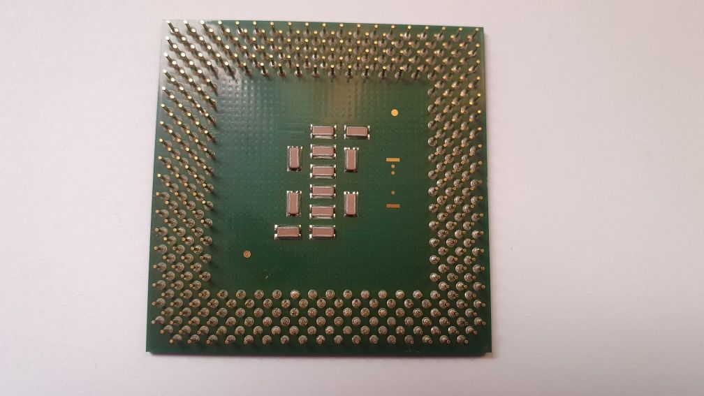 Procesor Intel Pentium 1GHZ/256/133/1.75V PGA370 Coppermin Retroe