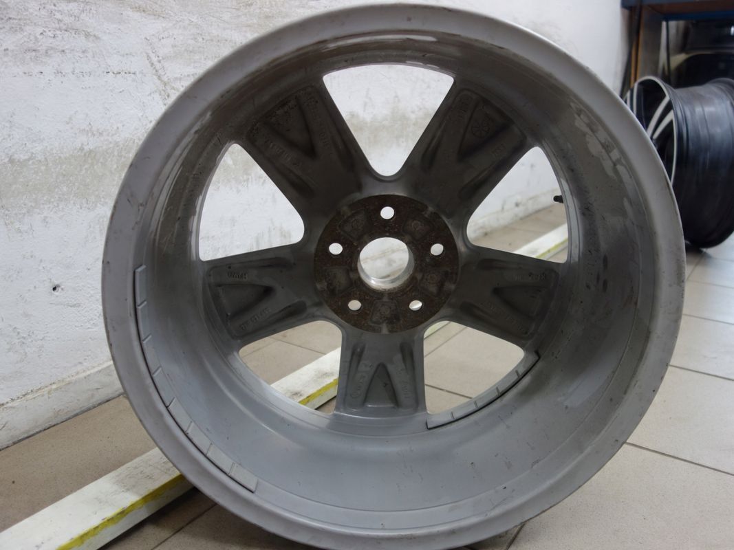 18/5x120 Felga Aluminiowa Vw Oryginalna Amarok 2h