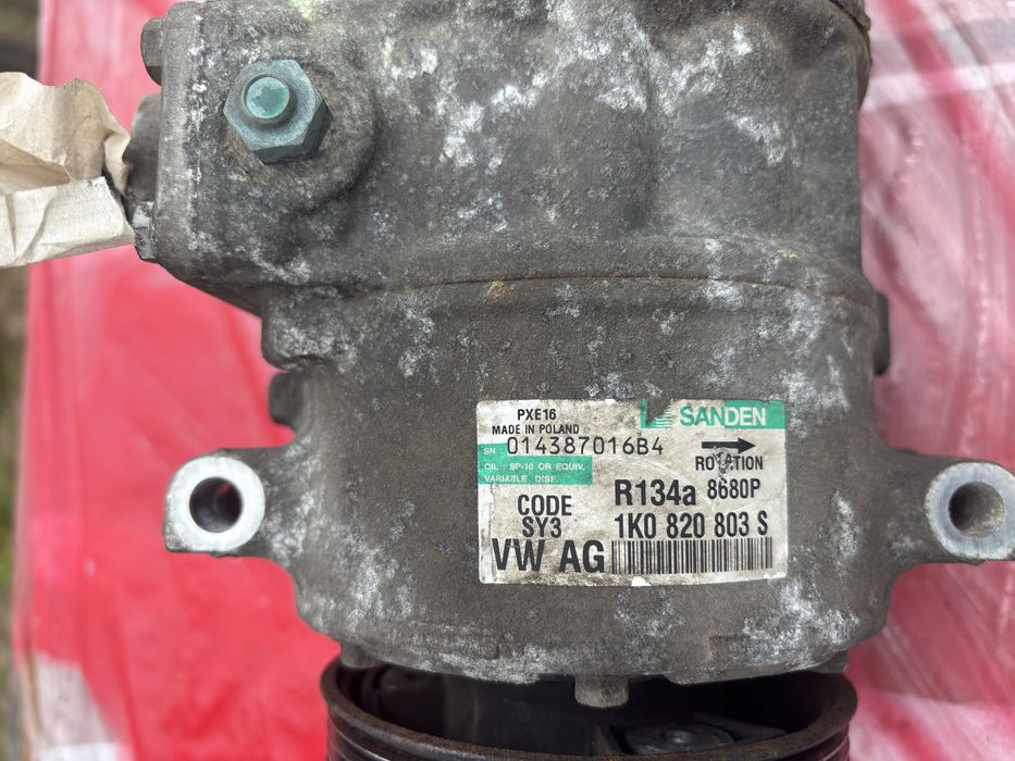 Компрессор  кондиционера. Шкода Октавия А5. 1,9 тд.