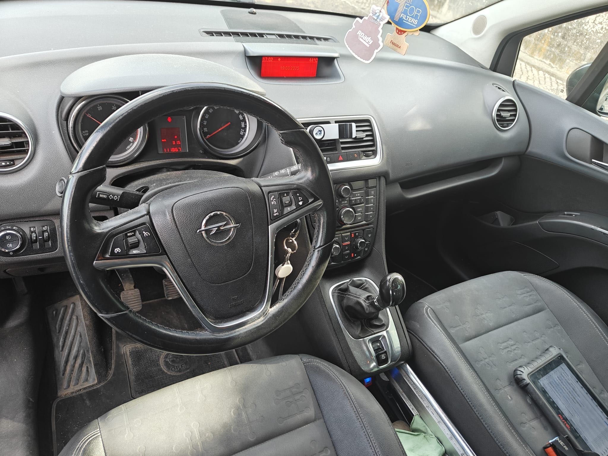 Opel Meriva Carro