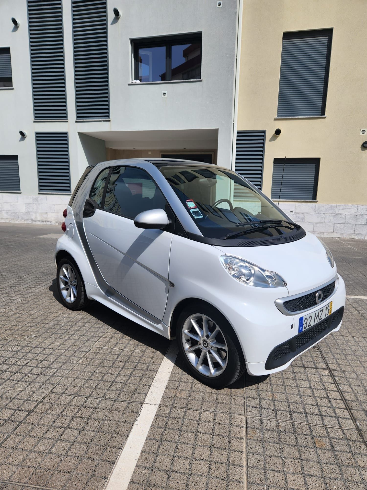 Smart MHD ano 2012 nacional motor 1.0 85cv 111.000 km impecável