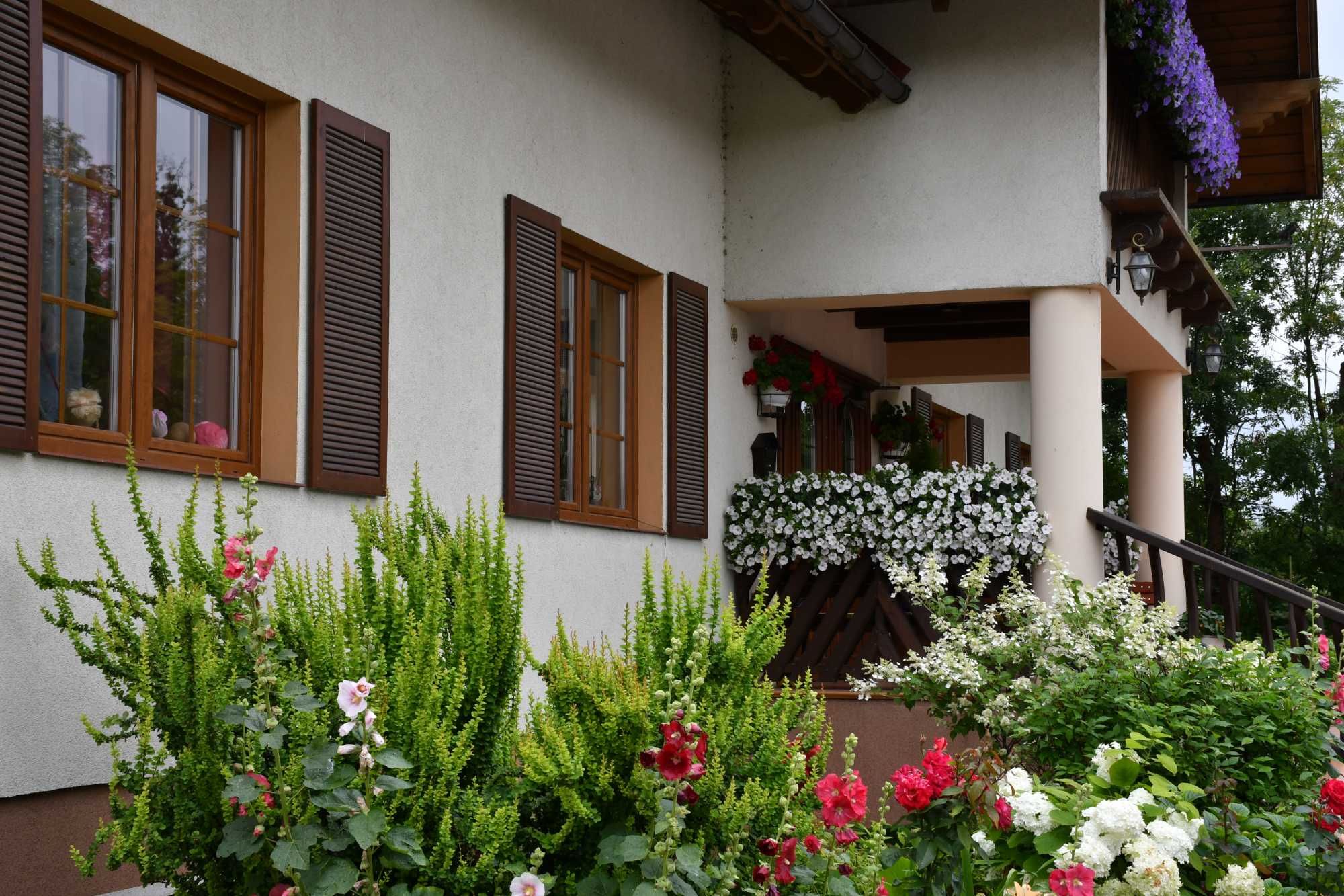 “Gościniec Lila” Mikołajki Mazury apartamenty pokoje od 170zł