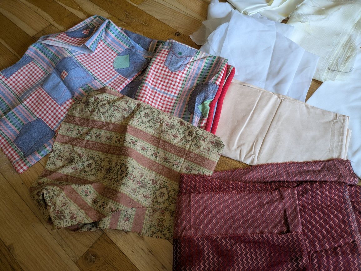 Conjunto de retalhos de tecidos