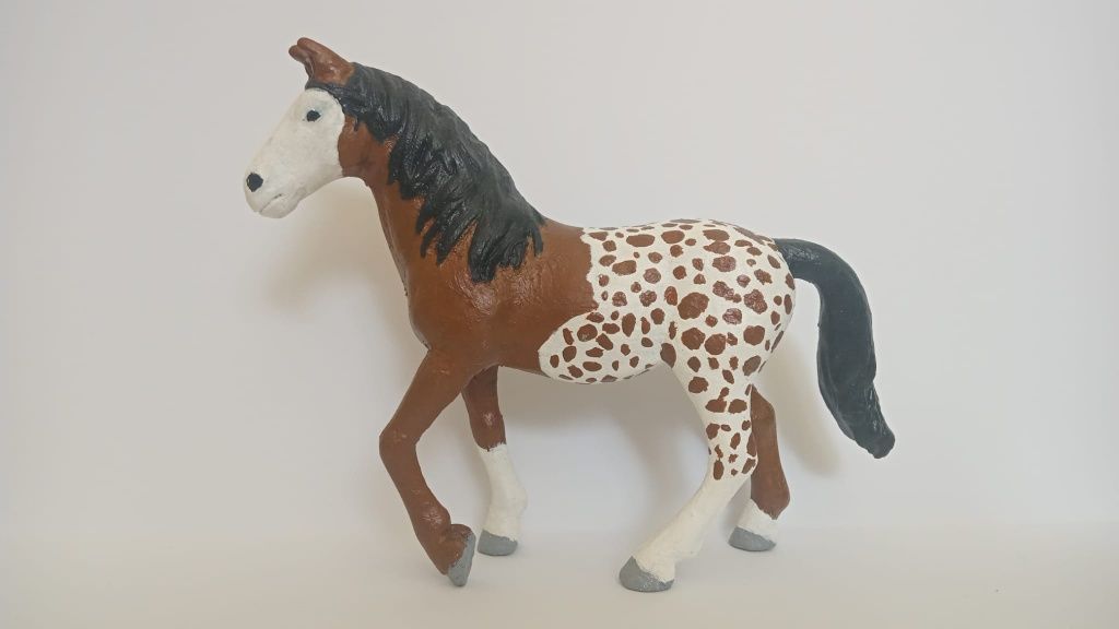 Custom klaczy schleich