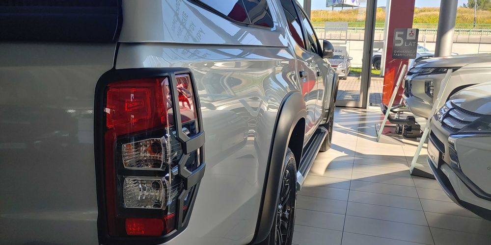 Mitsubishi L200 STARK, 4lata gwarancji, Bezwypadkowy, Odstąpię Leasing