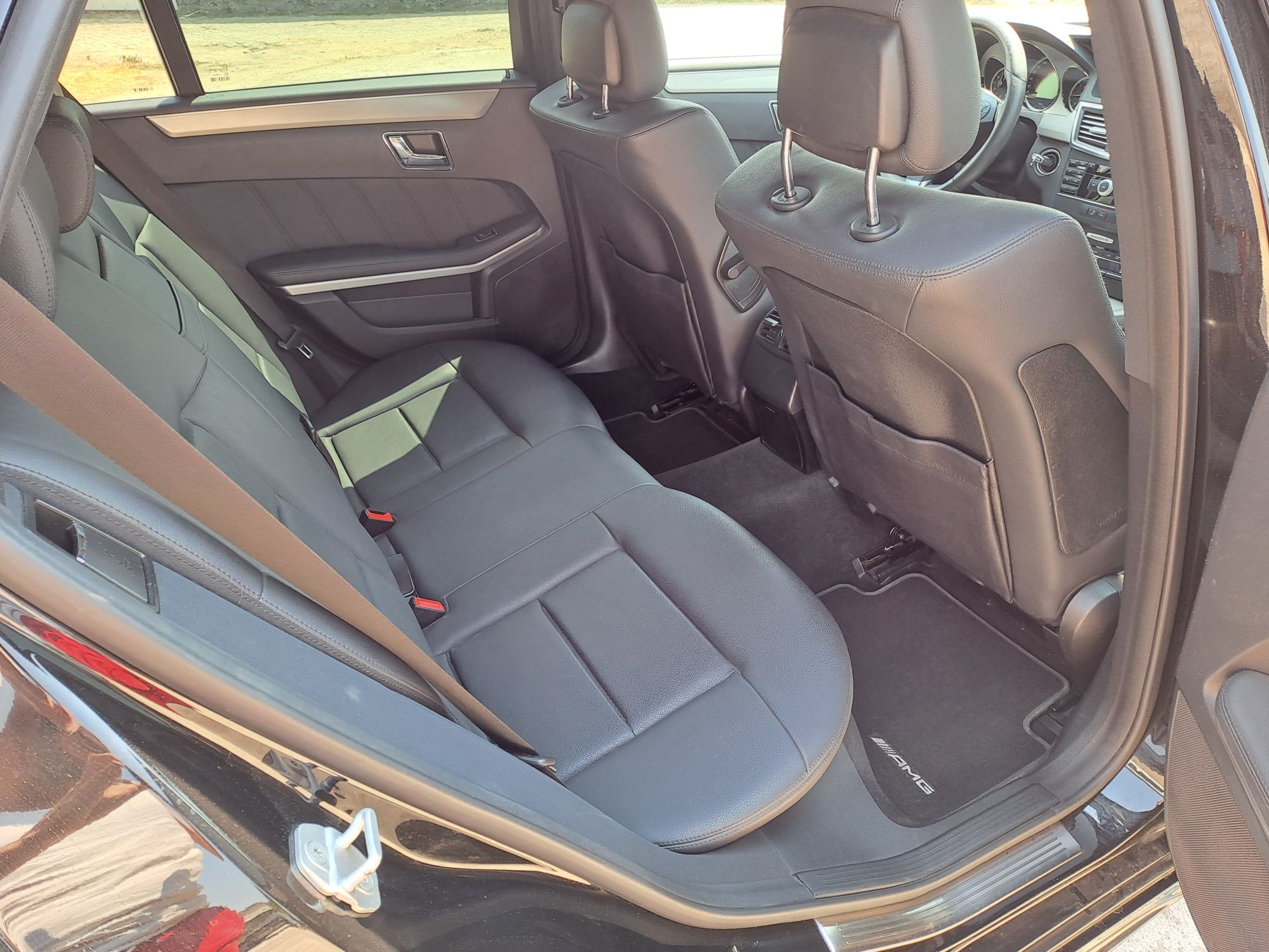 2011 Mercedes-Benz E250 AMG