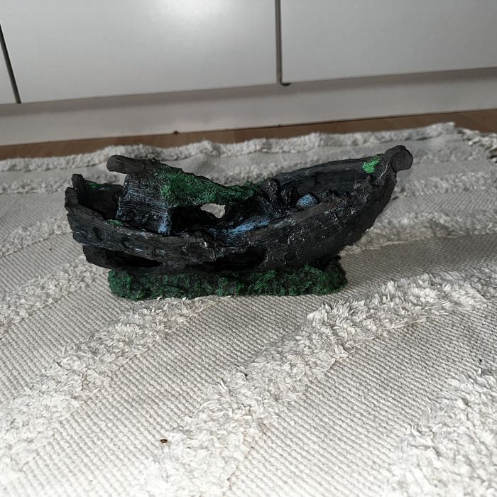 Dekoracja do akwarium – wrak statku
