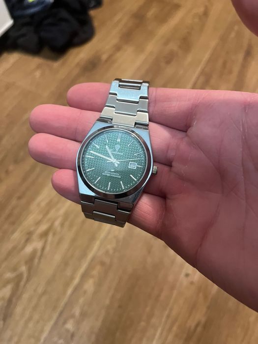 Годинник робочий майже як новий