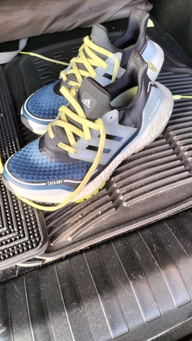 Tênis adidas ultra Boost número 37,5