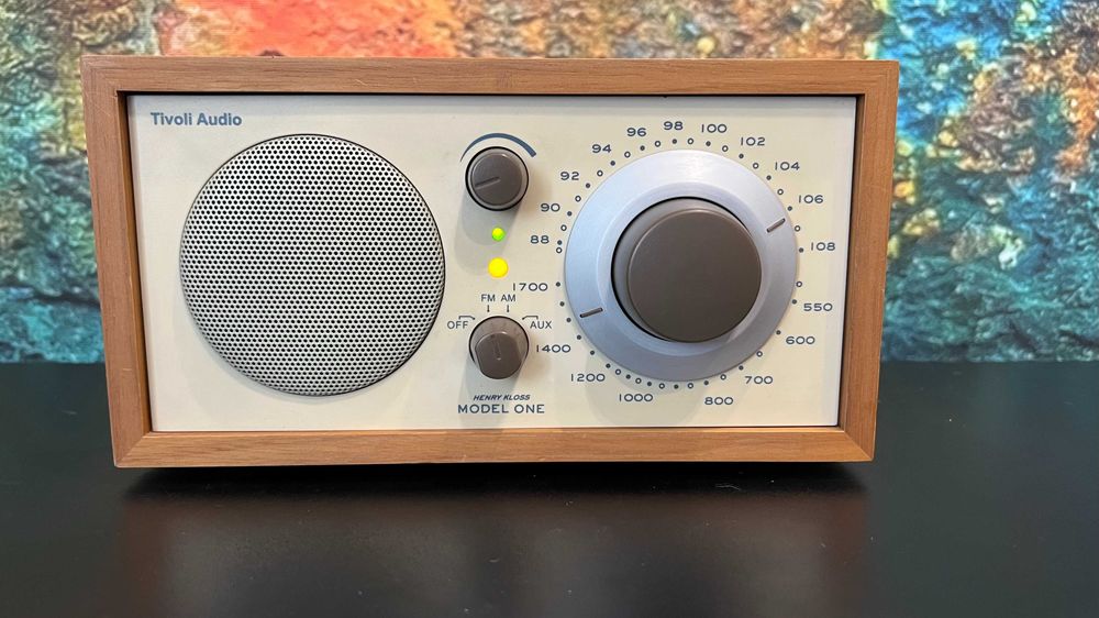 Tivoli Audio - MODEL  ONE/wiele funkcji/WSPANIAŁY ODBIÓR/super stan