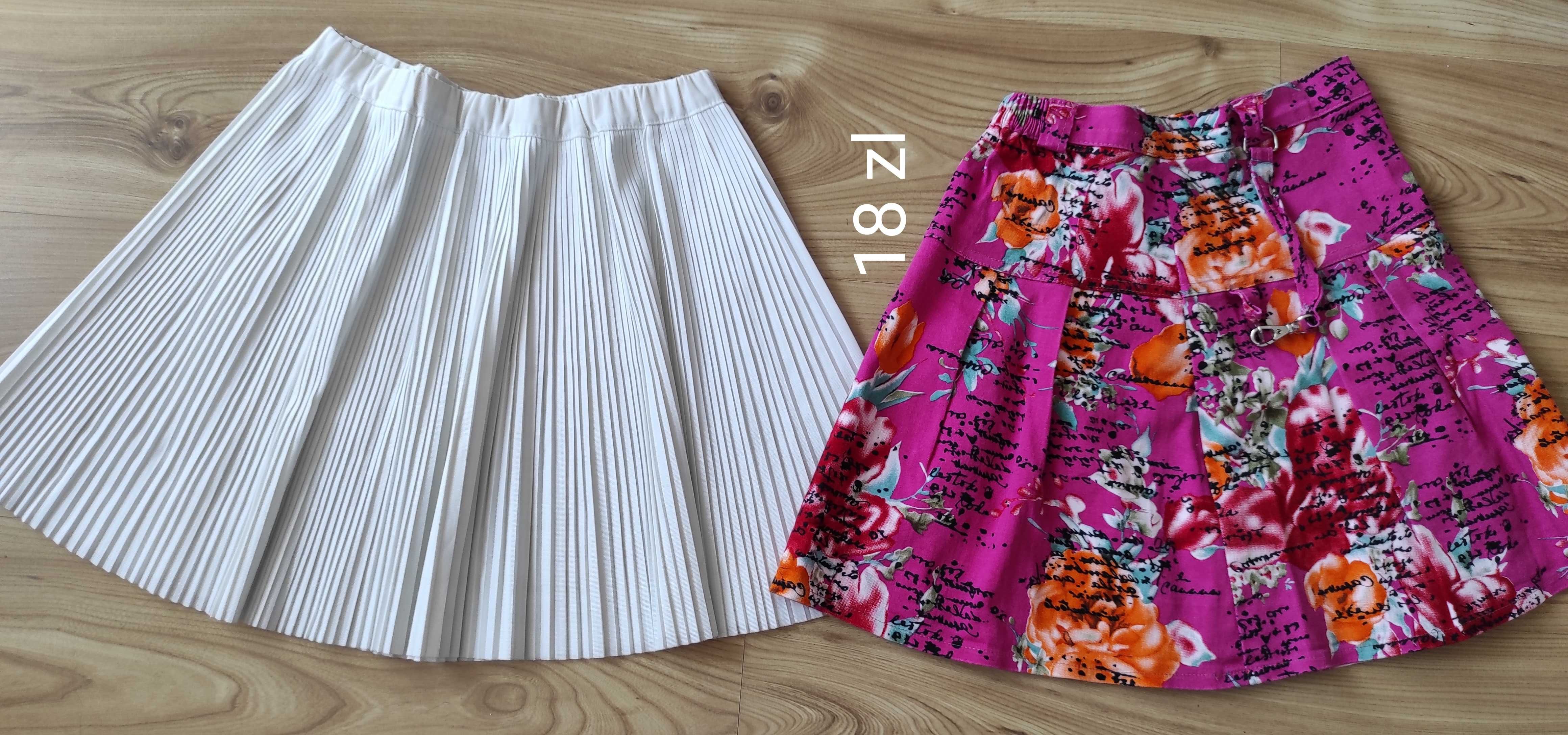 Zestawy ubrań metr 134 cm