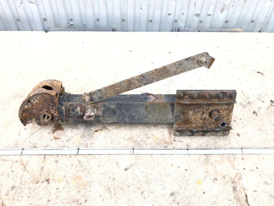 PODPORA NACZEPY LEWA  NACZEPA WEBER RDKS 32/18L