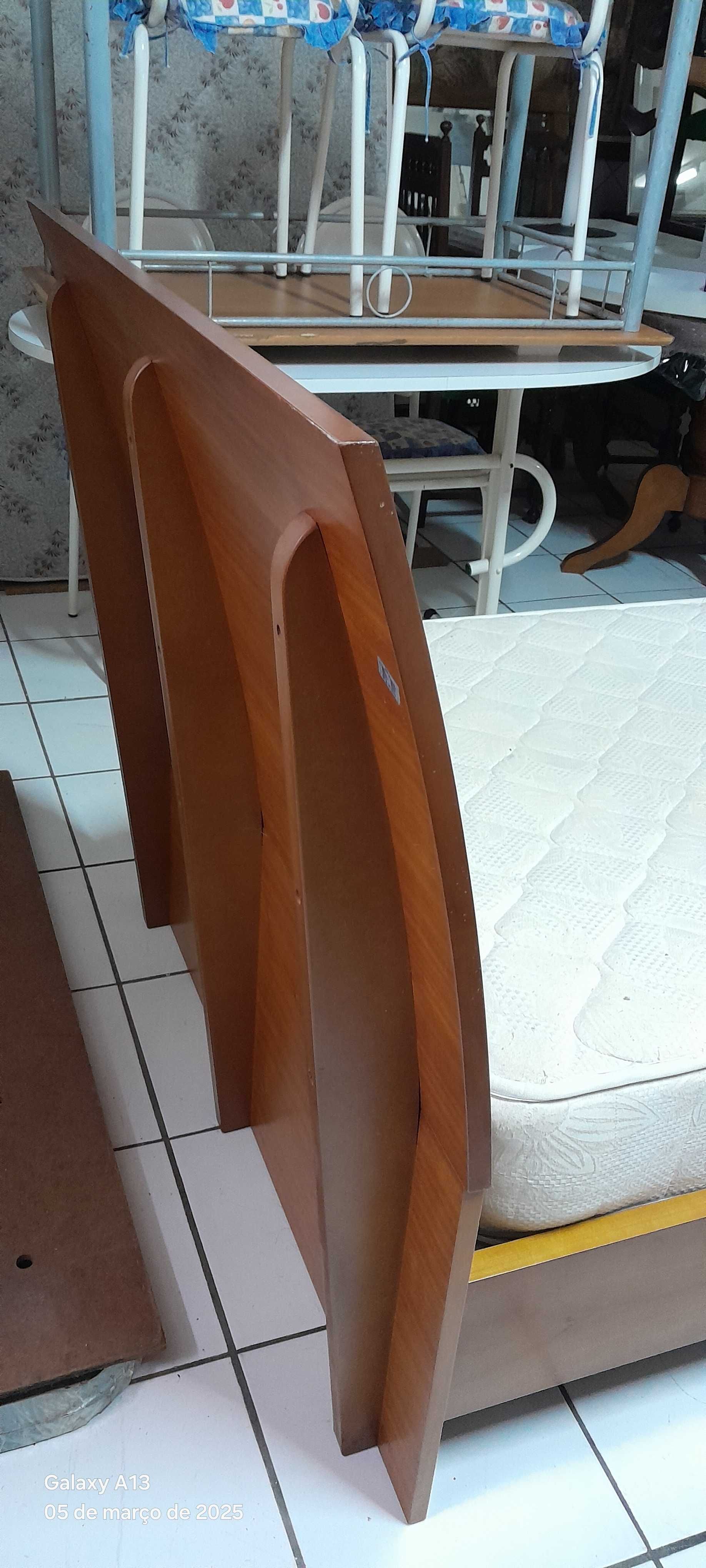 Cama de solteiro nº 2