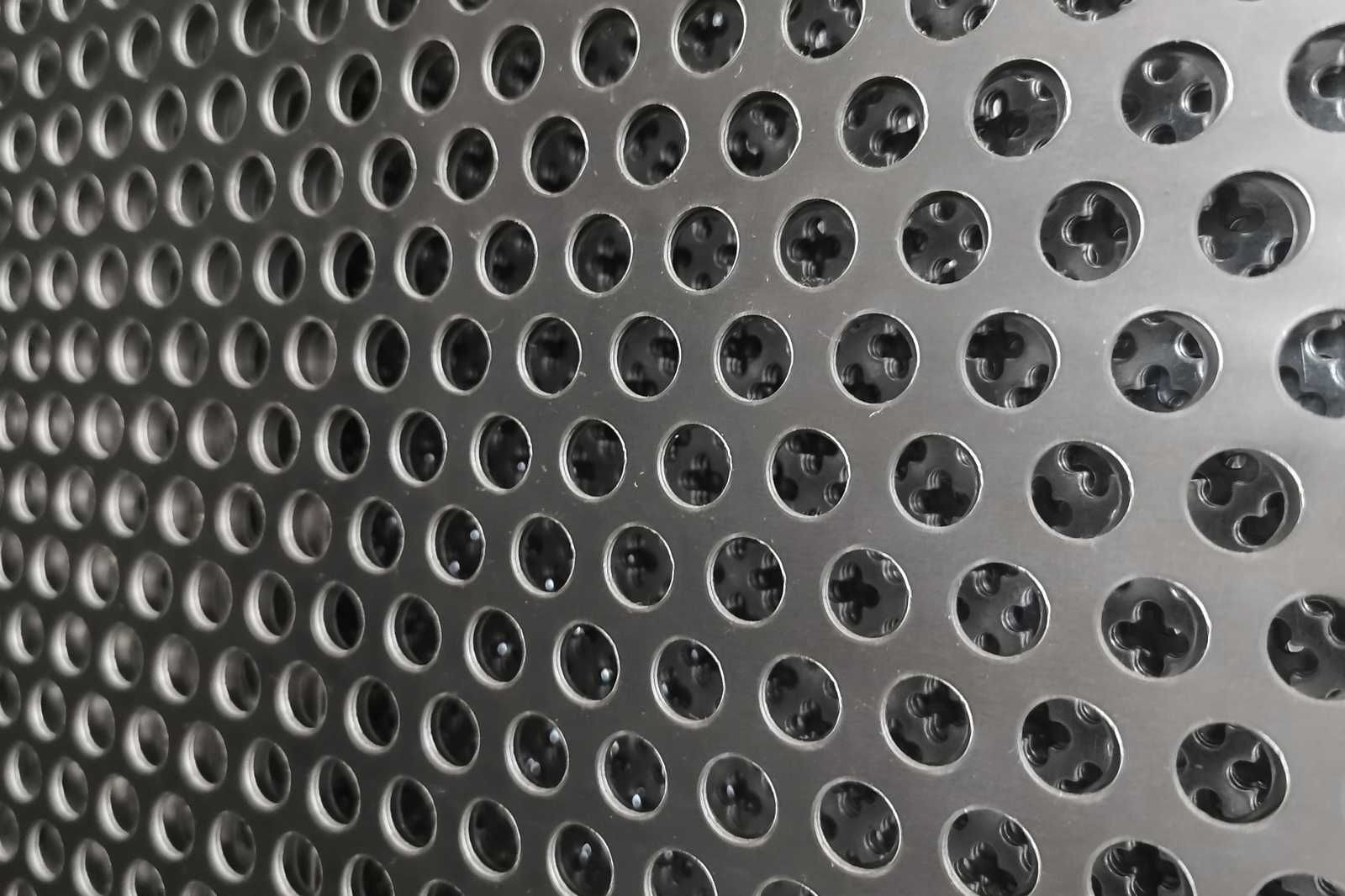 Blacha perforowana Rv STAL SUROWA OCYNK na wymiar METALTECH Września