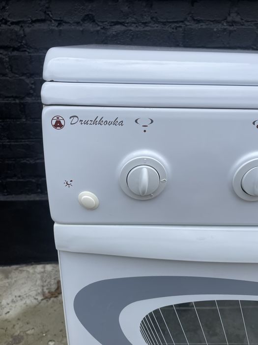 Продам газову плиту