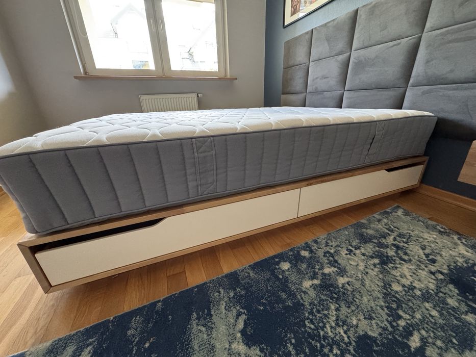 Rama lozka i materac 160x200 ikea