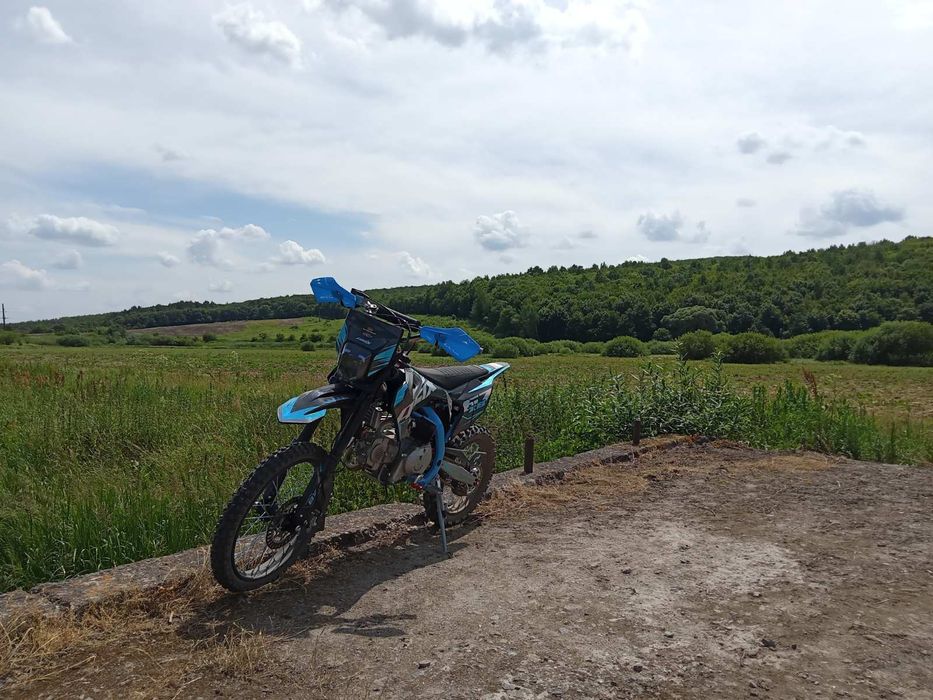 Продам пітбайк Asix XB 140.