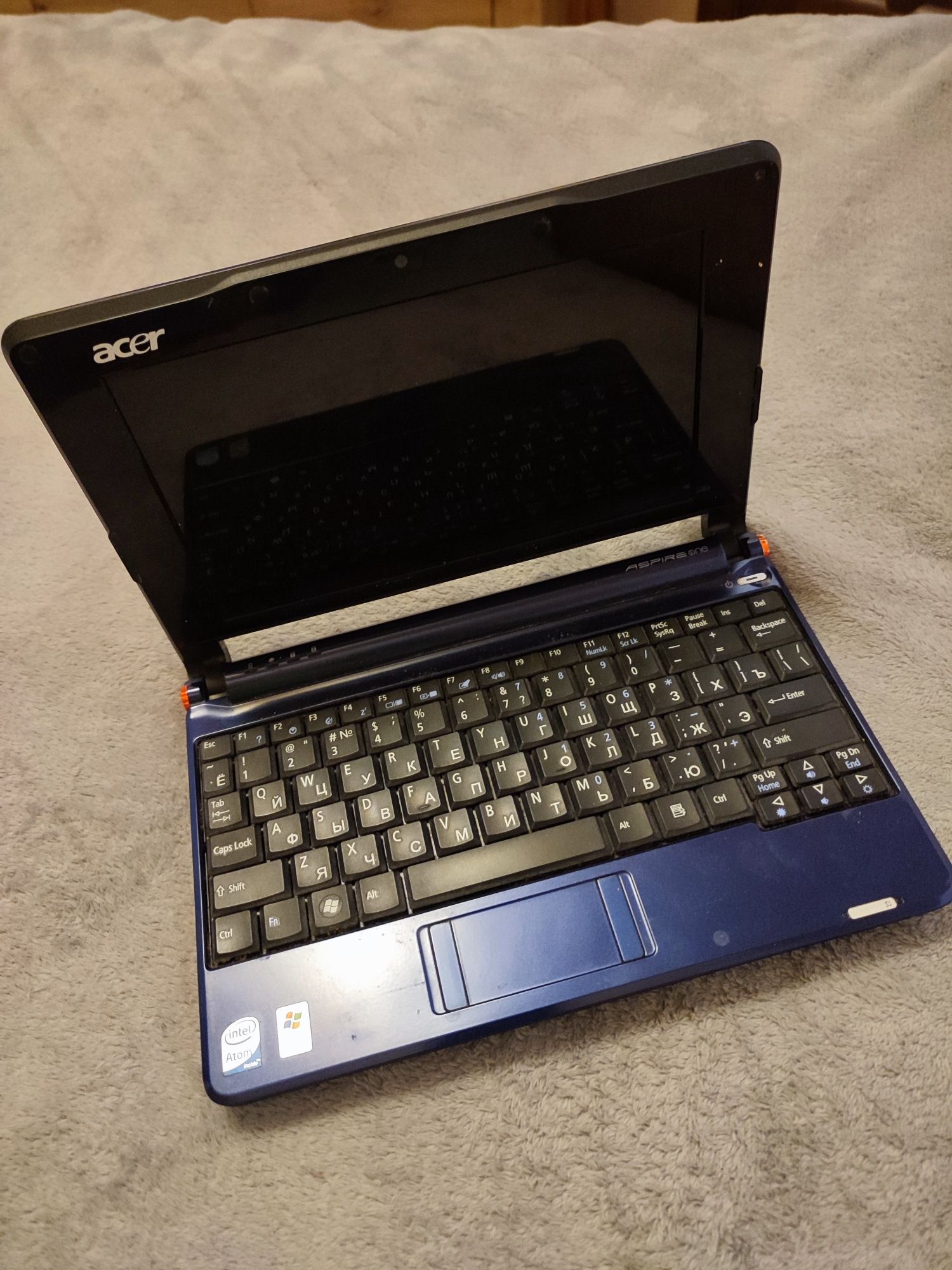 Acer aspire one series