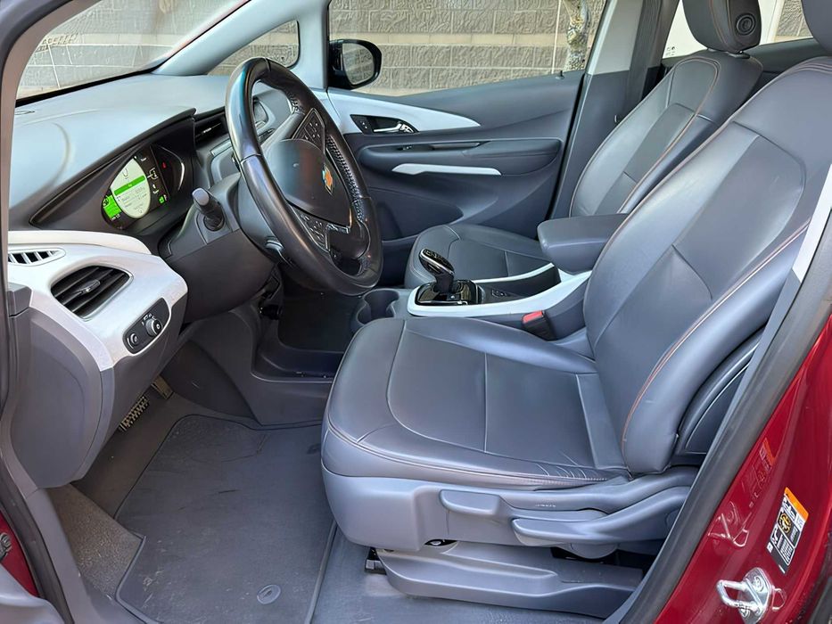 Chevrolet Bolt EV      2020