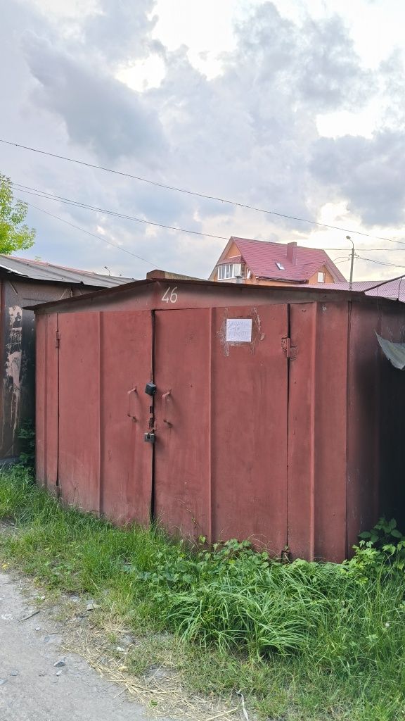 Продам гараж у центрі міста кооператив Стартер, з документами
