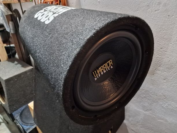 Skrzynia Basowa subwoofer tuba Głośnik 30 cm Hifonics Warrior 300 Rms