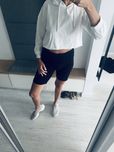 Krótka biała bluza oversize z kapturem
