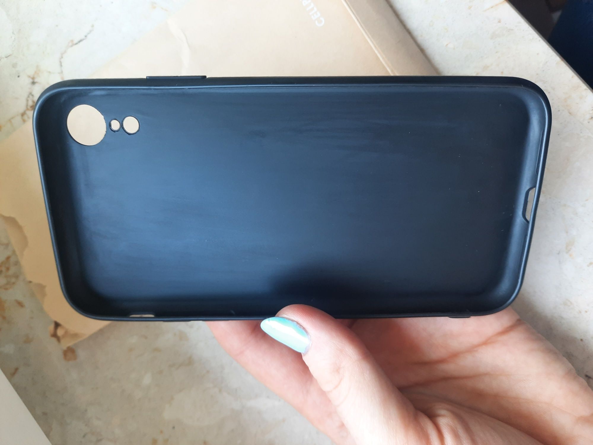 Etui na IPhone xr silikonowy czarny nowy