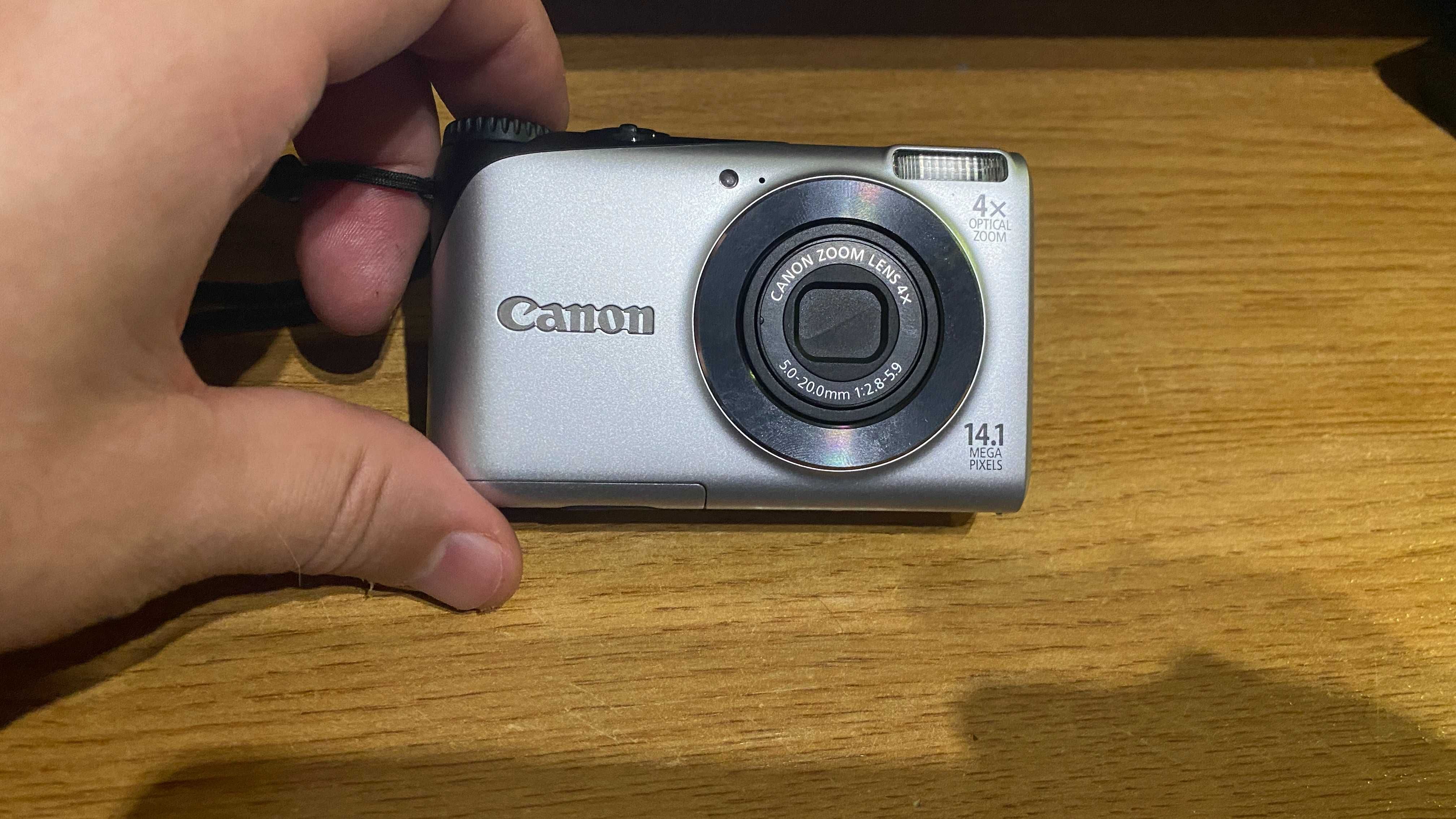 Máquina fotográfica Canon