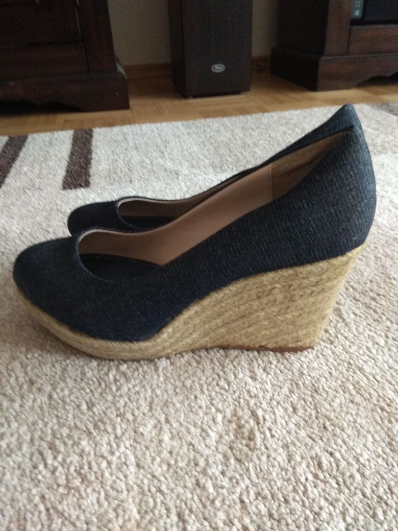 Buty na koturnie Zara r. 40